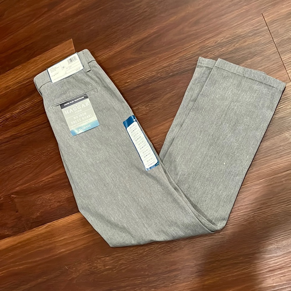 Haggar men’s dress pants slim fit grey, 29x30 no iron, new with tags